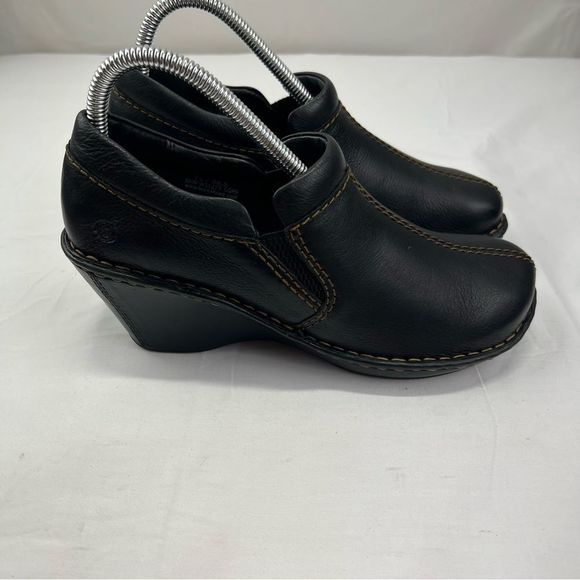 Born Concepts Brown Leather Slip On Clogs Women’s 7.5   W31279 CQG9 - Picture 3 of 8
